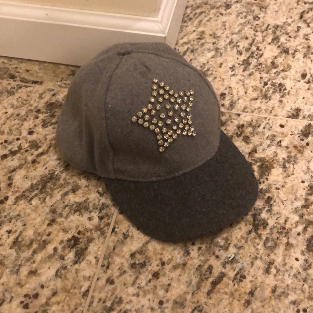 🛒 Gray Baseball Cap w/ Star Accent 🧢⭐️ One Size